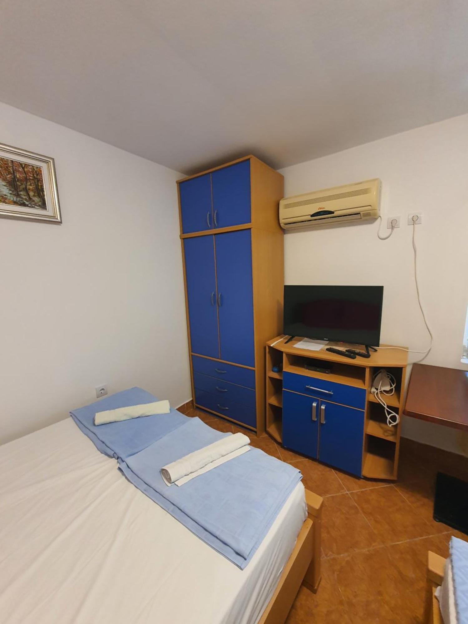 Apartments Petković Petrovac Buitenkant foto