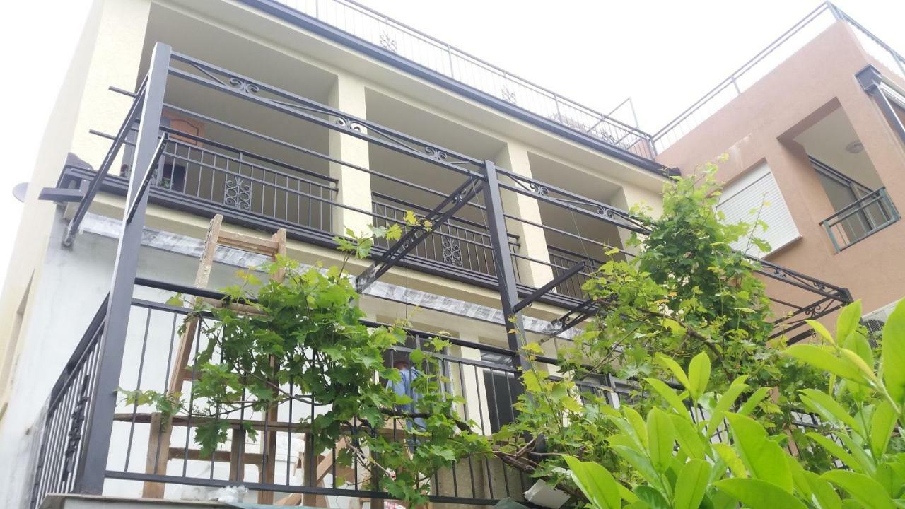 Apartments Petković Petrovac Buitenkant foto