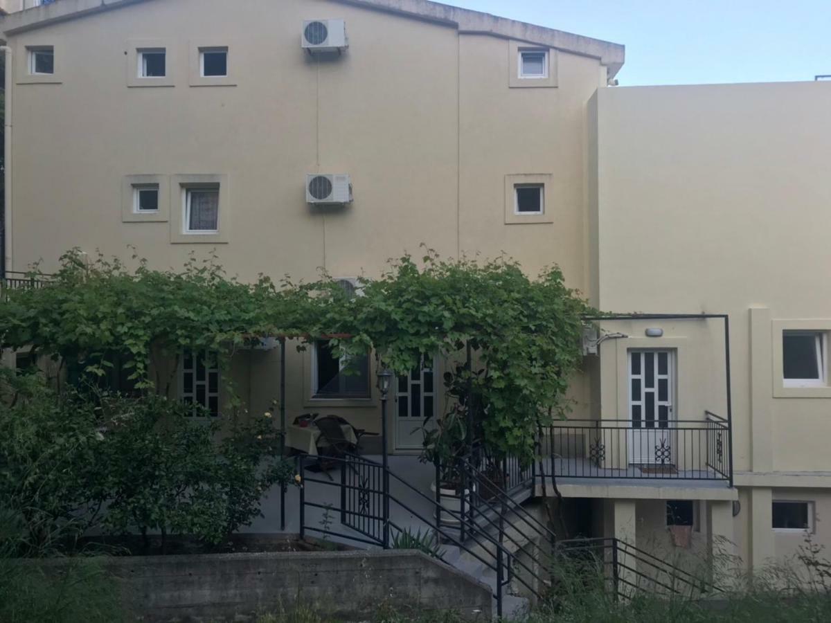 Apartments Petković Petrovac Buitenkant foto