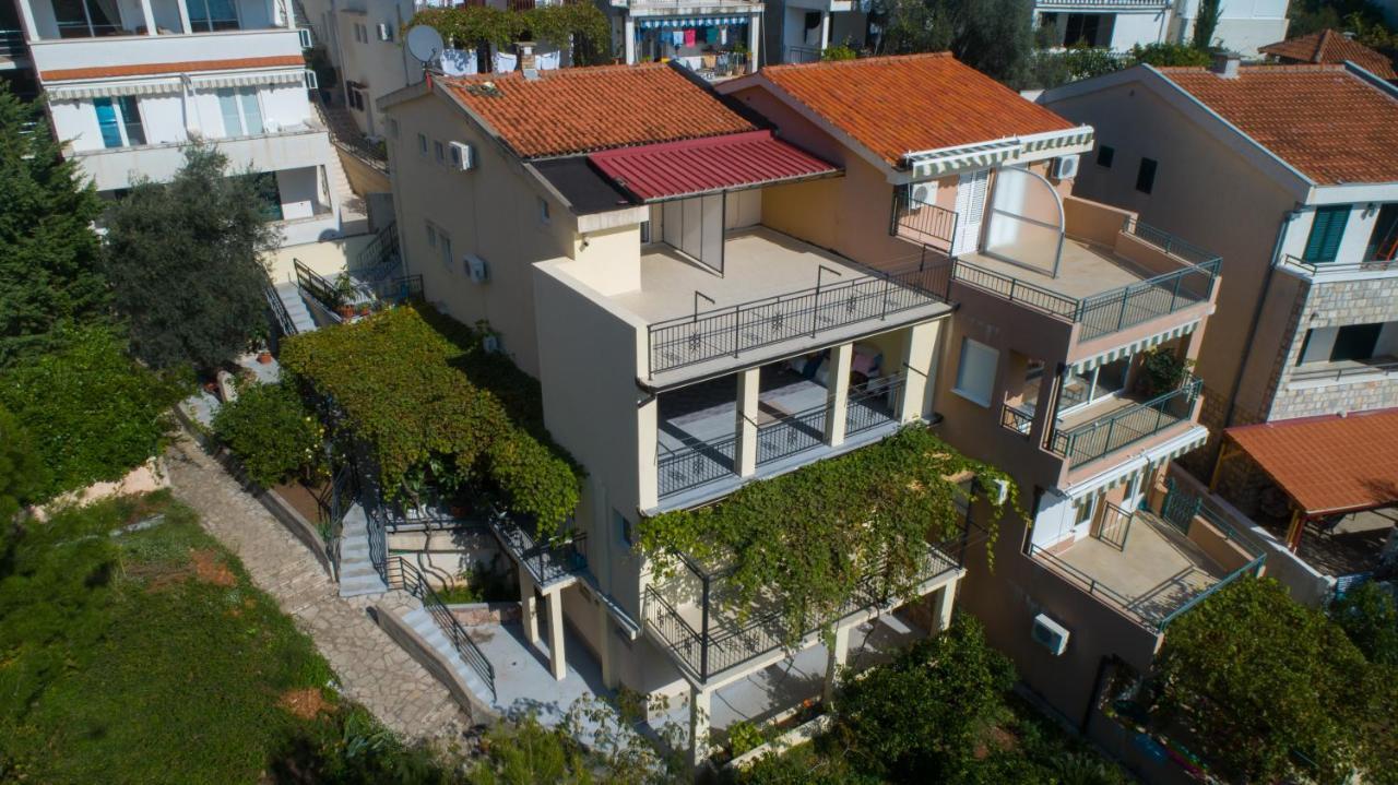 Apartments Petković Petrovac Buitenkant foto