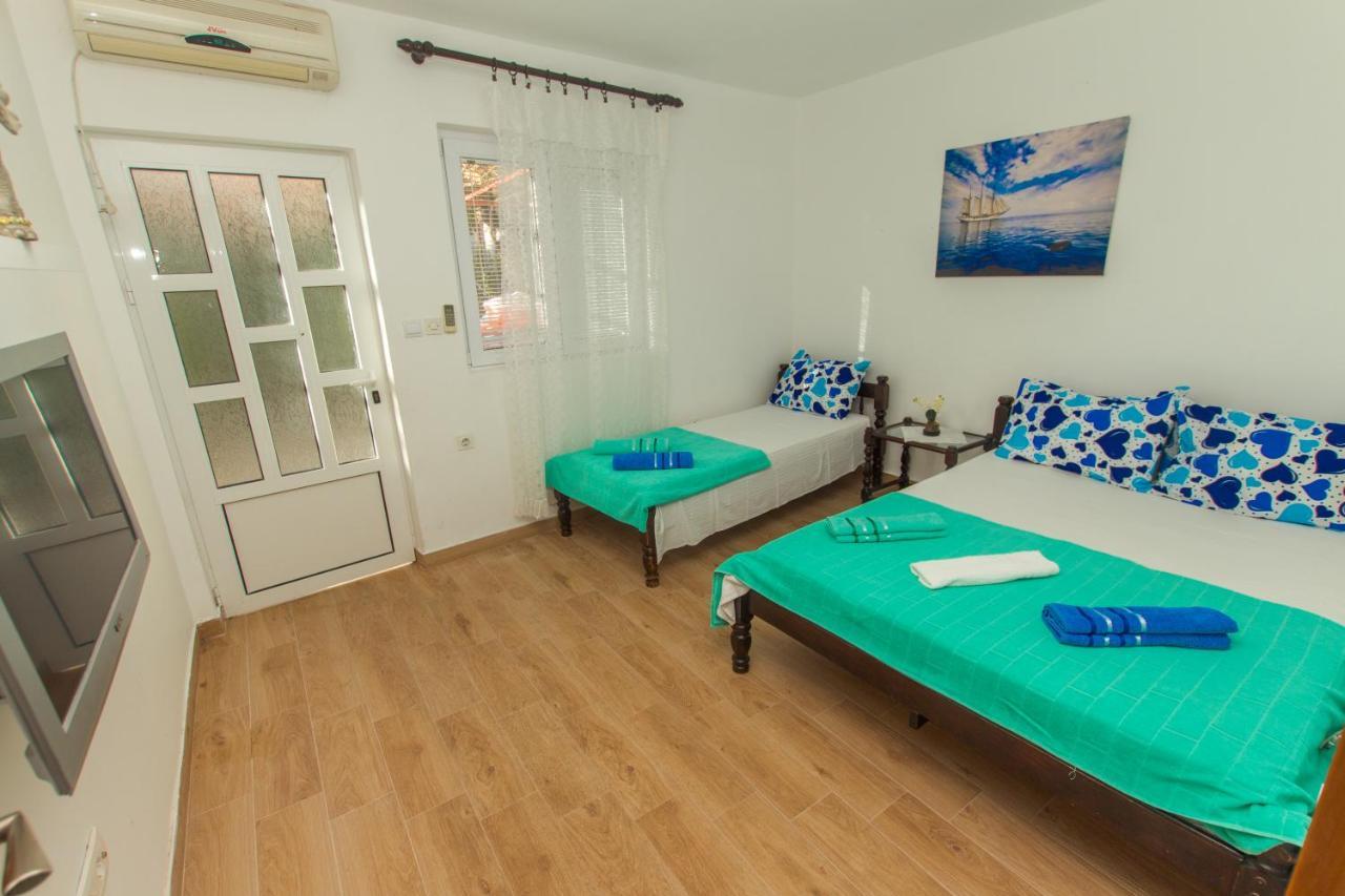 Apartments Petković Petrovac Buitenkant foto