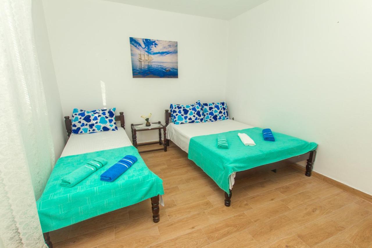 Apartments Petković Petrovac Buitenkant foto
