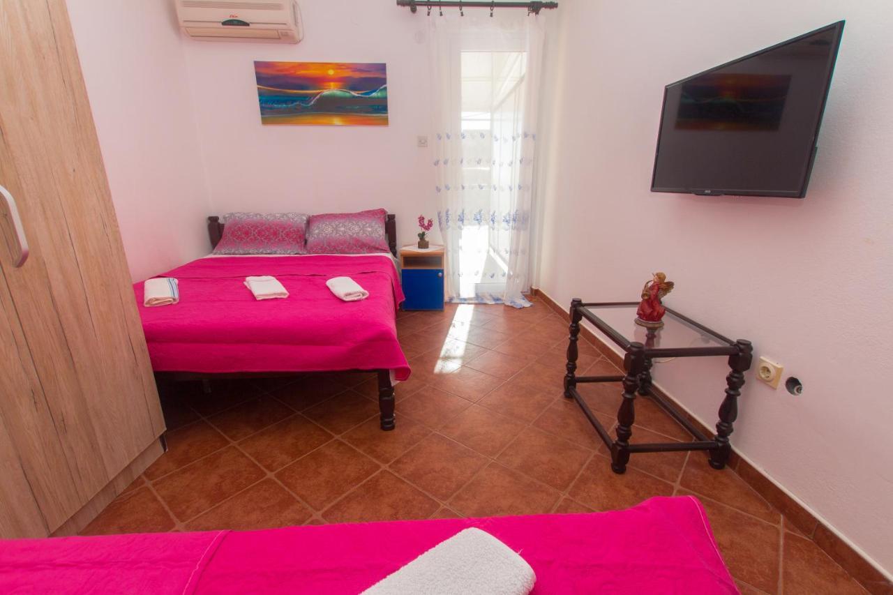 Apartments Petković Petrovac Buitenkant foto
