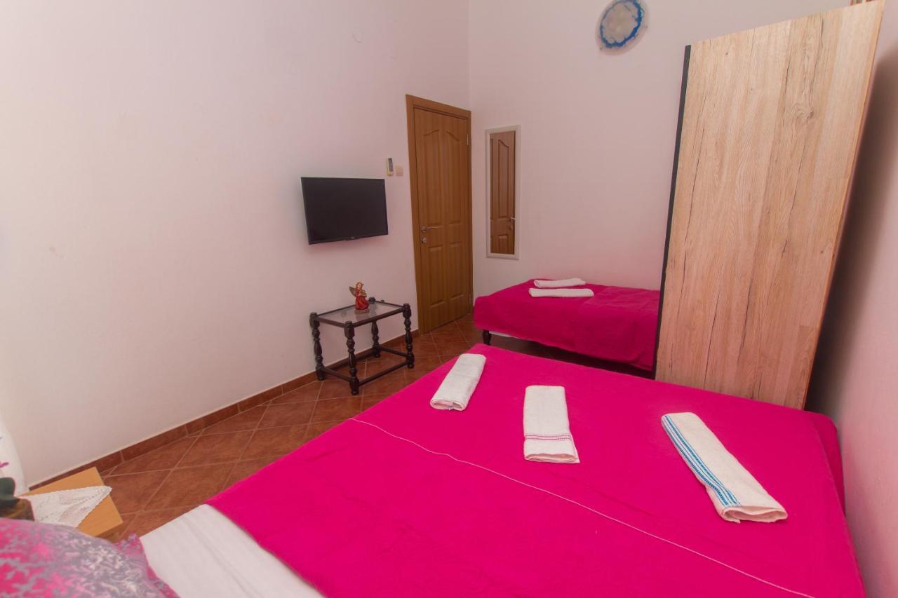 Apartments Petković Petrovac Buitenkant foto