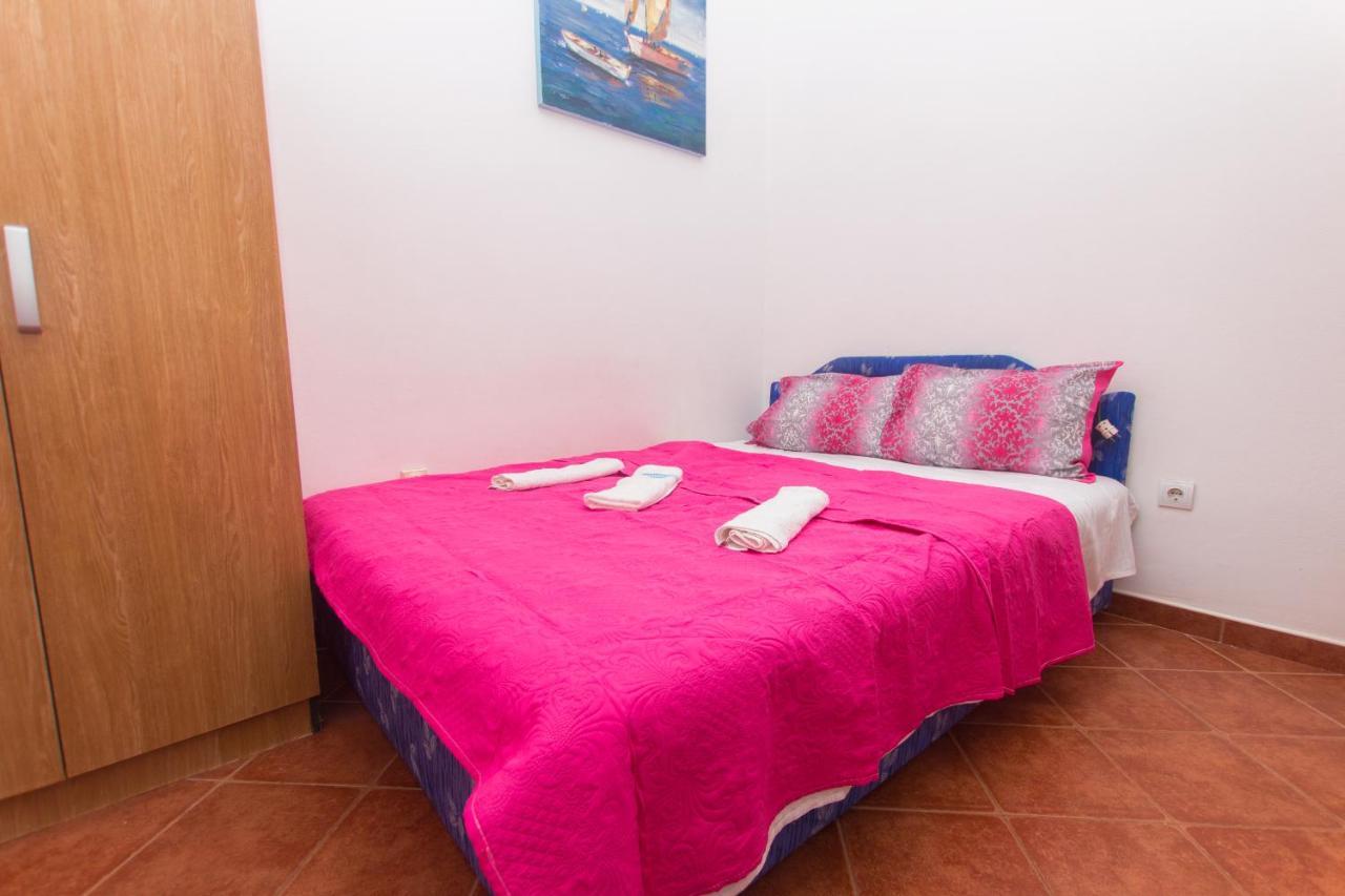 Apartments Petković Petrovac Buitenkant foto
