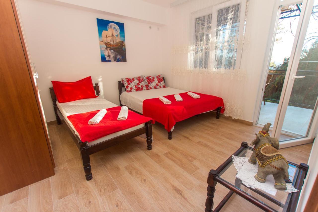 Apartments Petković Petrovac Buitenkant foto