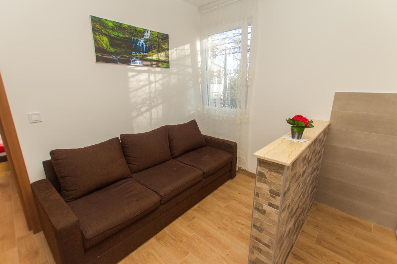 Apartments Petković Petrovac Buitenkant foto